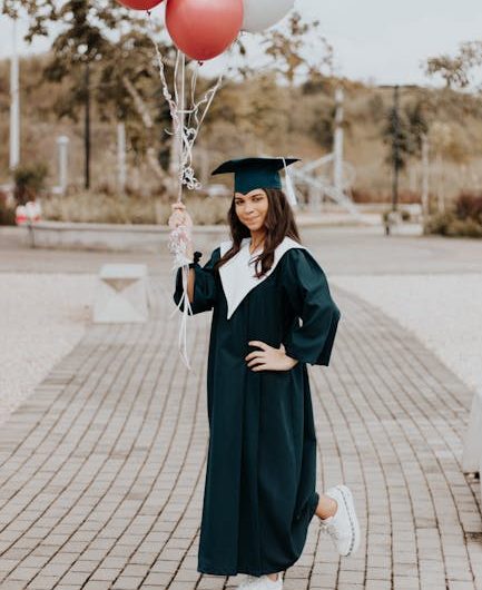 Купить диплом в Москве с занесением в реестр быстро